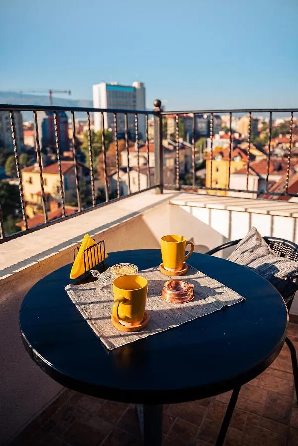 Pumpkin Spiced Suite With Own Parking And Office Setup Sofia Apartment